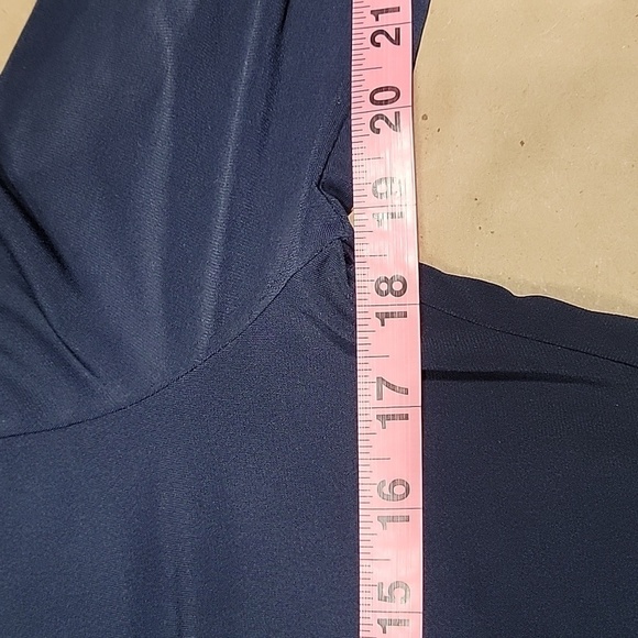 Premise Size L, Long Sleeve Twist Front Navy Blue V Neck Top, Exc. Used Cond. - Picture 7 of 11